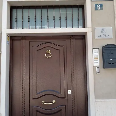 Casa Atena * 切里尼奥拉